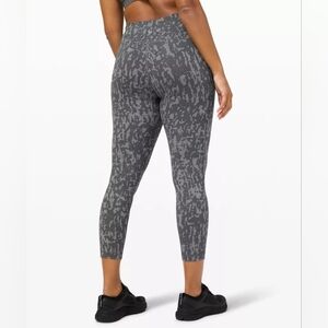 Lululemon Wunder Train High-Rise Tight 25"Print